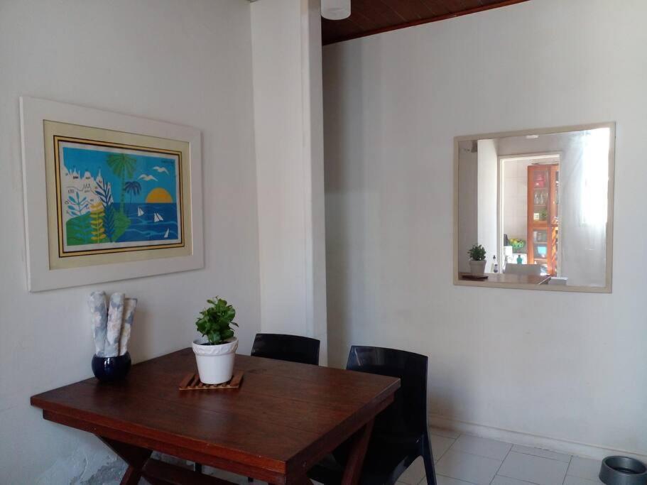 Vaga Em Hostel No Leblon ริโอเดจาเนโร ภายนอก รูปภาพ