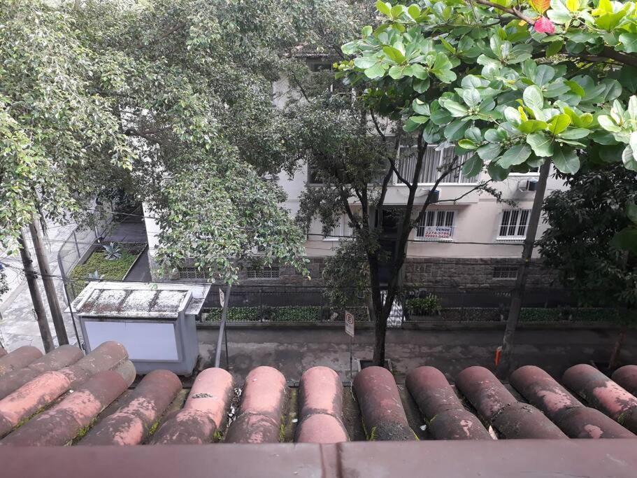 Vaga Em Hostel No Leblon ริโอเดจาเนโร ภายนอก รูปภาพ